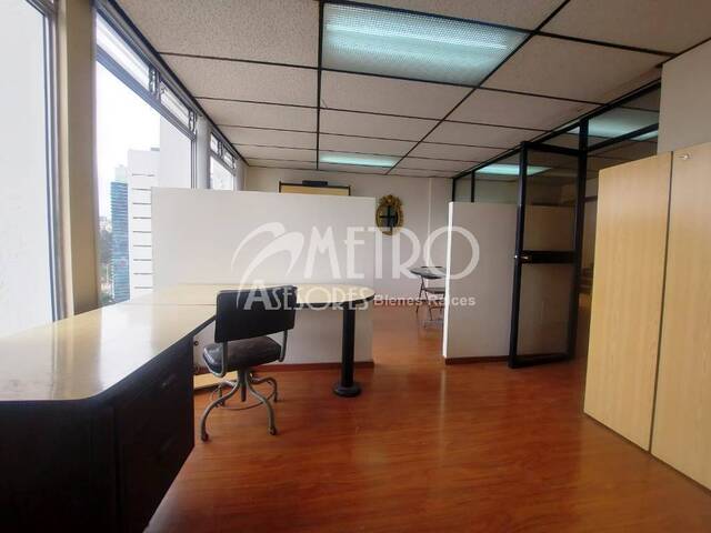 #1096 - Oficina para Alquiler en Quito - P - 2