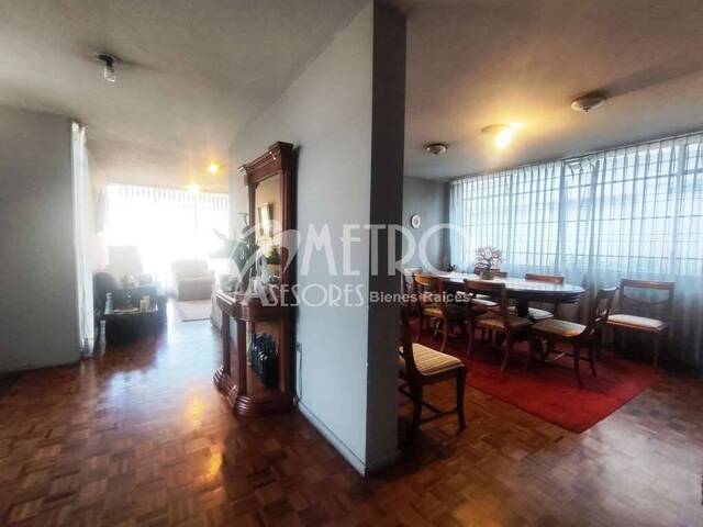 #1201 - Casa para Venta en Quito - P - 3