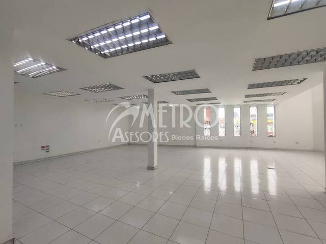 #1203 - Local Comercial para Alquiler en Quito - P - 3