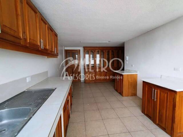 #1226 - Departamento para Alquiler en Quito - P